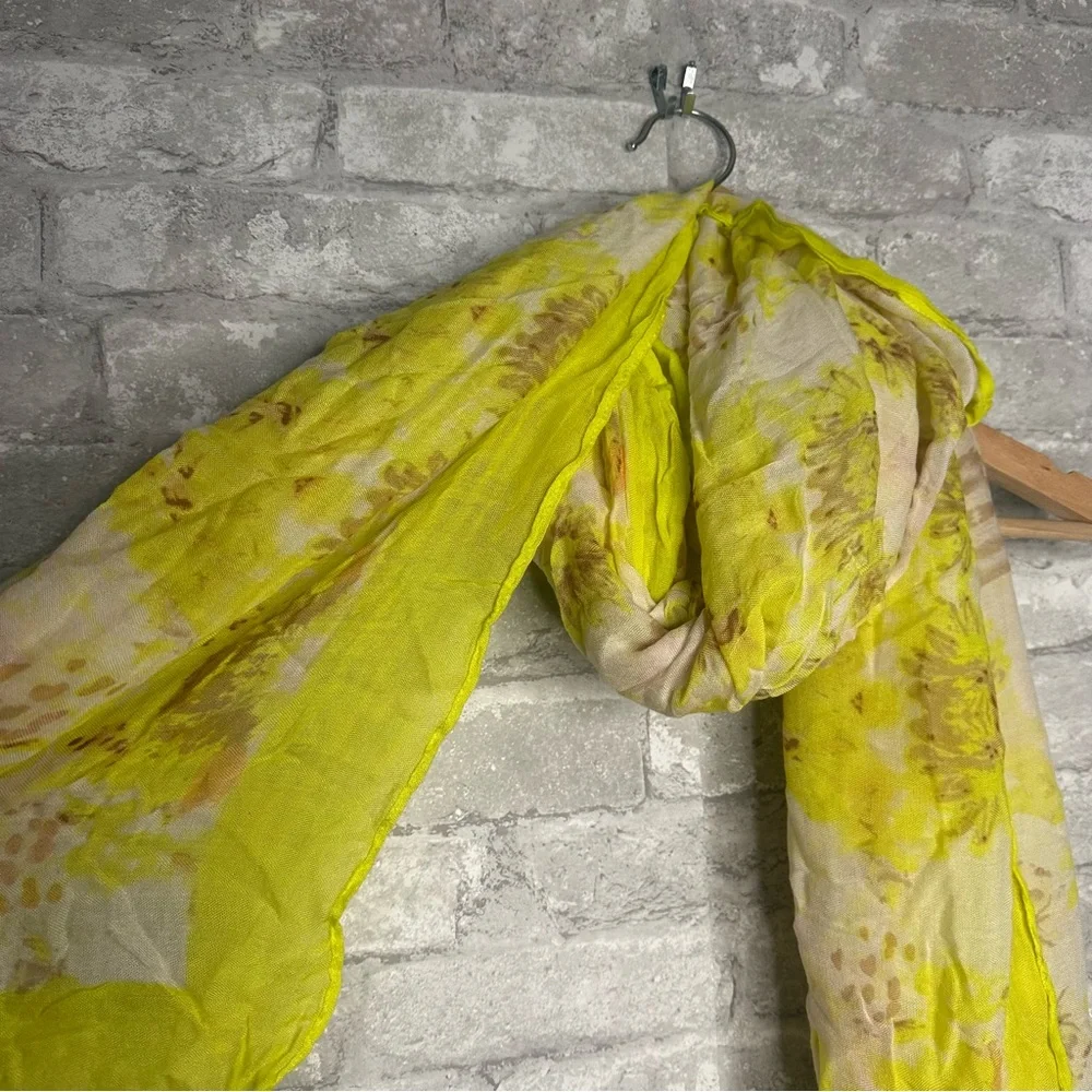 EUC Floral Yellow Scarf Lightweight  Fall Fashion